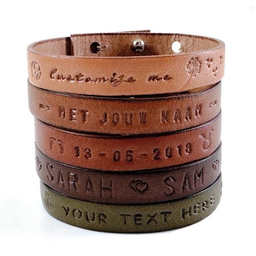 Tekst armband leer leren armbanden gepersonaliseerd met eigen tekst quote naam namen datum symbool sterrenbeeld op maat gemaakt