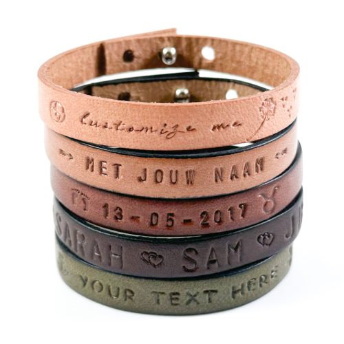 Tekst armband leer leren armbanden gepersonaliseerd met eigen tekst quote naam namen datum symbool sterrenbeeld op maat gemaakt