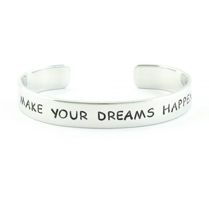 armband met tekst make your dreams happen - gepersonaliseerde slavenarmband