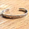 Gepersonaliseerde tekst armband zilver aluminium - leef je mooiste leven