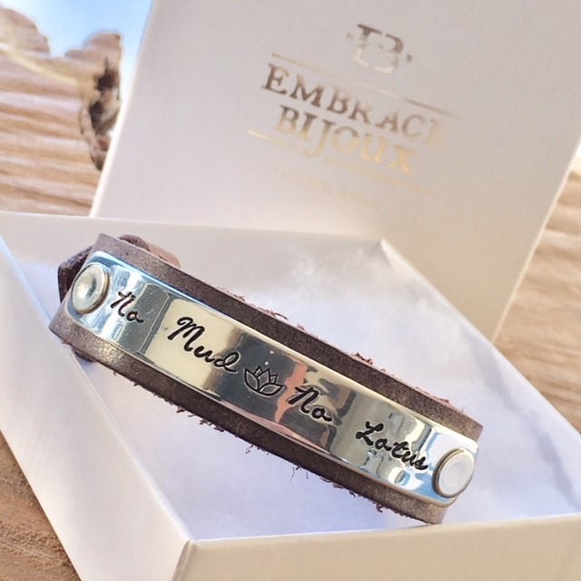 Leren armband met tekst plaatje (verschillende lettertypen & kleuren leer)-9517