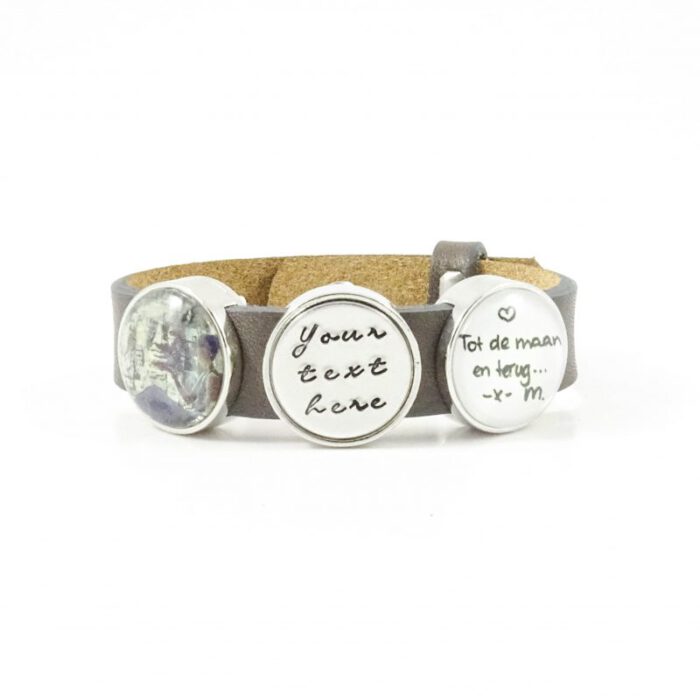 Leren armband met naam - datum - symbool sliders (verschillende lettertypen & kleuren leer)-8714