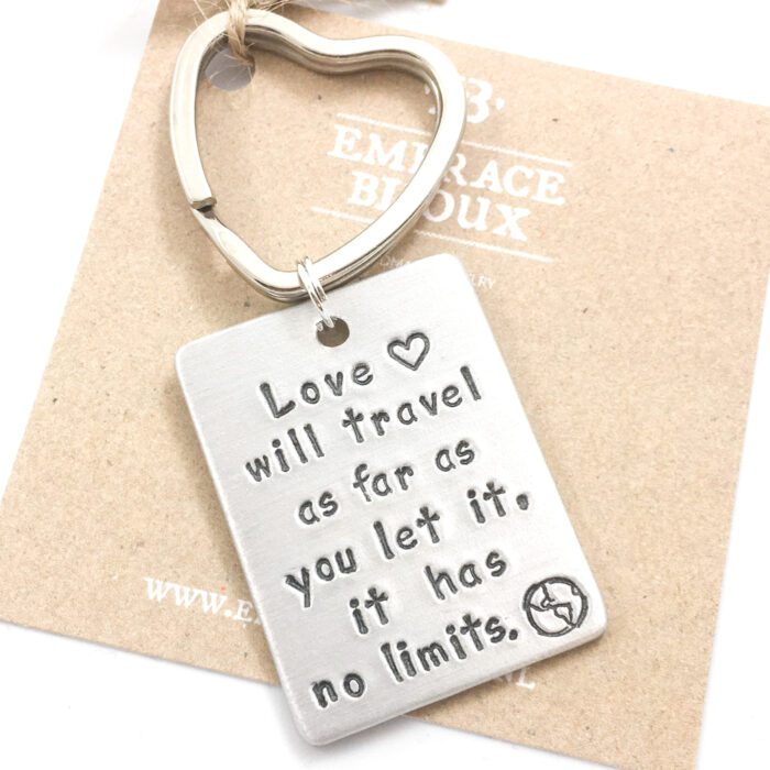 Sleutelhanger met tekst quote spreuk liefde love travel reizen