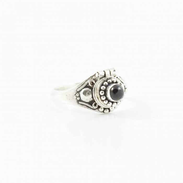 Ring met doosje 925 zilver