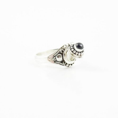 Ring met doosje 925 zilver