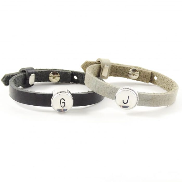 Leren armband met letter of symbool-9184