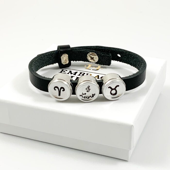 Leren armband met naam en sterrenbeeld ram stier