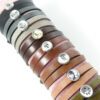 Leren wikkel armbanden armband van leer met naam sterrenbeeld symbool letter foto