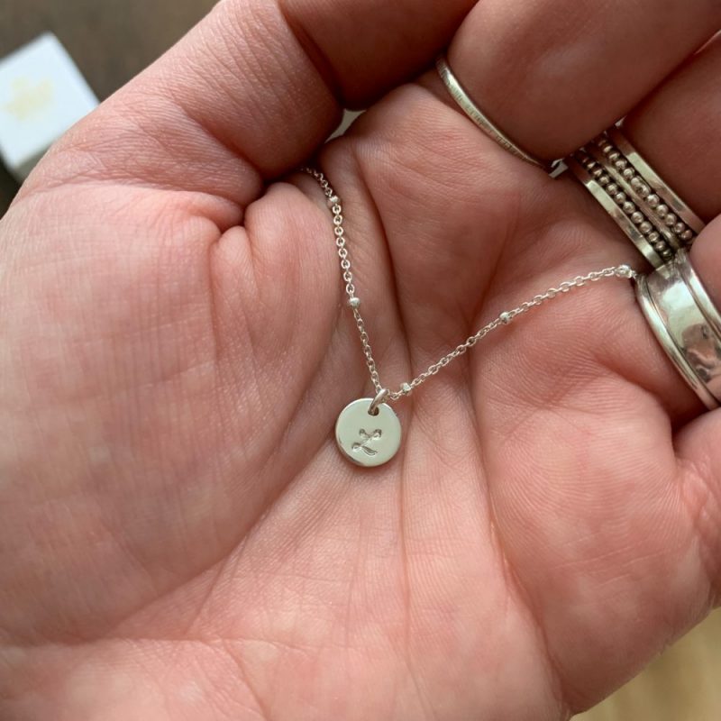 zoet Buiten adem scheerapparaat Zilveren ketting met letter - gepersonaliseerd initiaal kettinkje echt  zilver