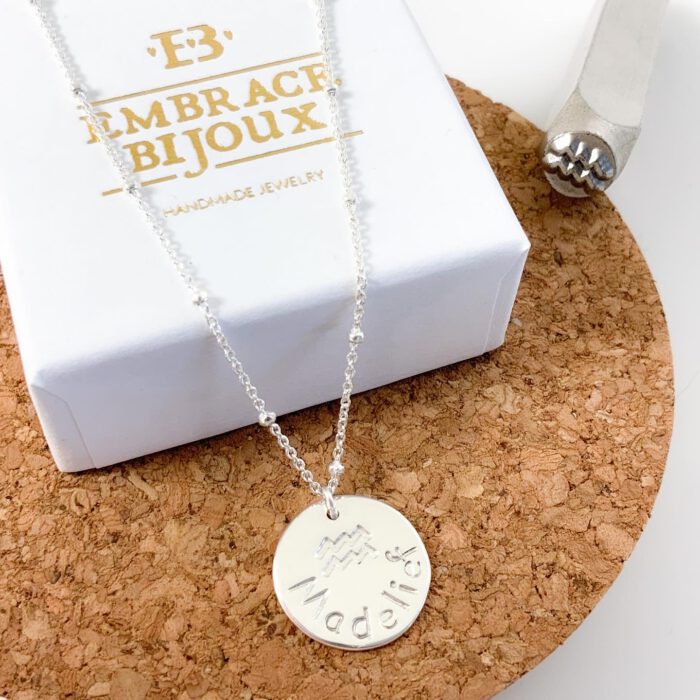 Ketting met naam en sterrenbeeld waterman zilver