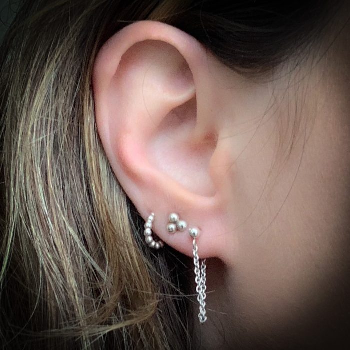 Zilveren oorbellen met kettinkje 925 zilver chain earrings - minimalistische oorbellen