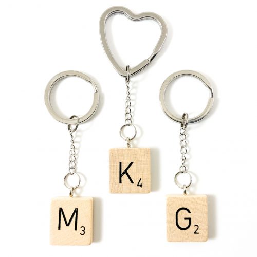 Sleutelhanger met scrabble letter