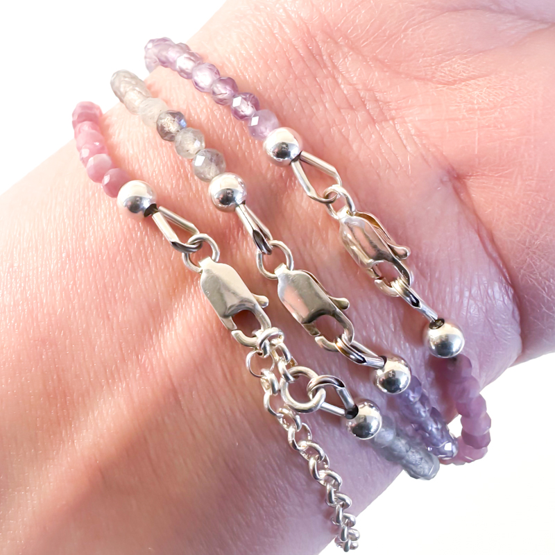 Armbandjes met edelsteen kralen 925 zilver - amethist, roze toermalijn labradoriet - edelsteen armbandje combineren tot wikkel armband - sluiting met verlengstukje