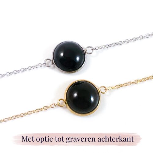 Armbandje zwarte onyx edelsteen rond – zilver of goud stainless steel - met gravure achterkant bedel - gegraveerde armband