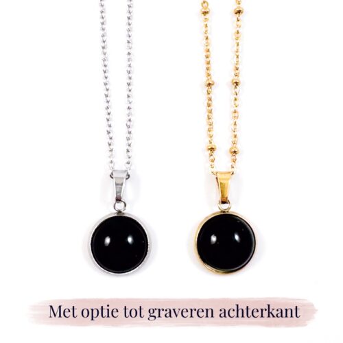 Ketting met zwarte onyx edelsteen hanger rond zilver of goud stainless steel - met gravure achterkant hanger - gegraveerd kettinkje