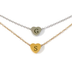 Ketting met hartje gepersonaliseerd met letter - zilver of goud stainless steel hartjesketting